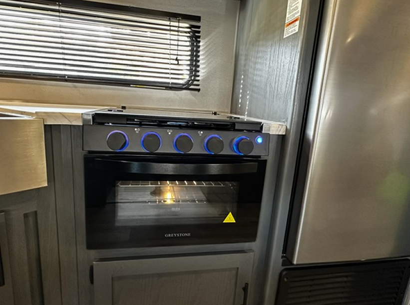 New 2023 Dutchmen RV Aspen Trail 3210BHDS Travel Trailer - Image 6